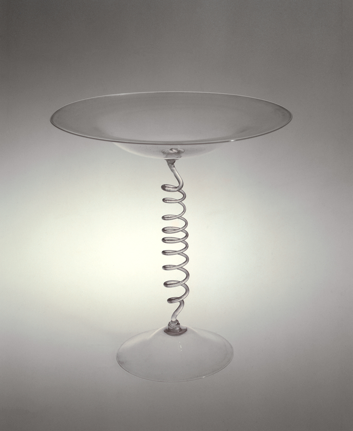 Calice con gambo a spirale