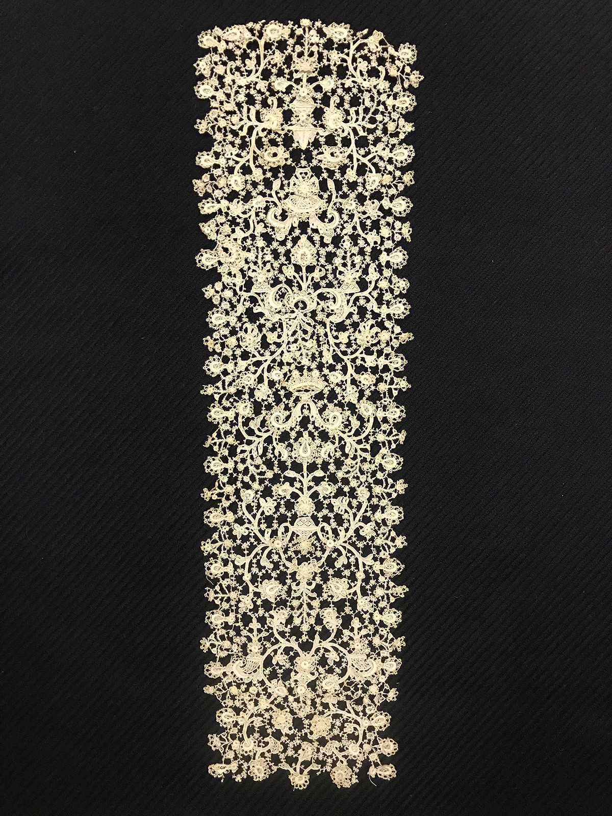 Barbola a punto neve